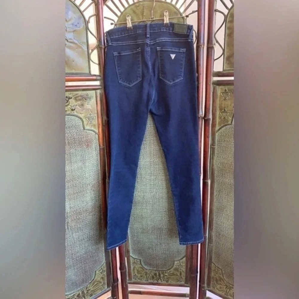 GUESS Los Angeles Women's Dark Wash 29 X 30 Denim Skinny Jeans - Picture 4 of 8